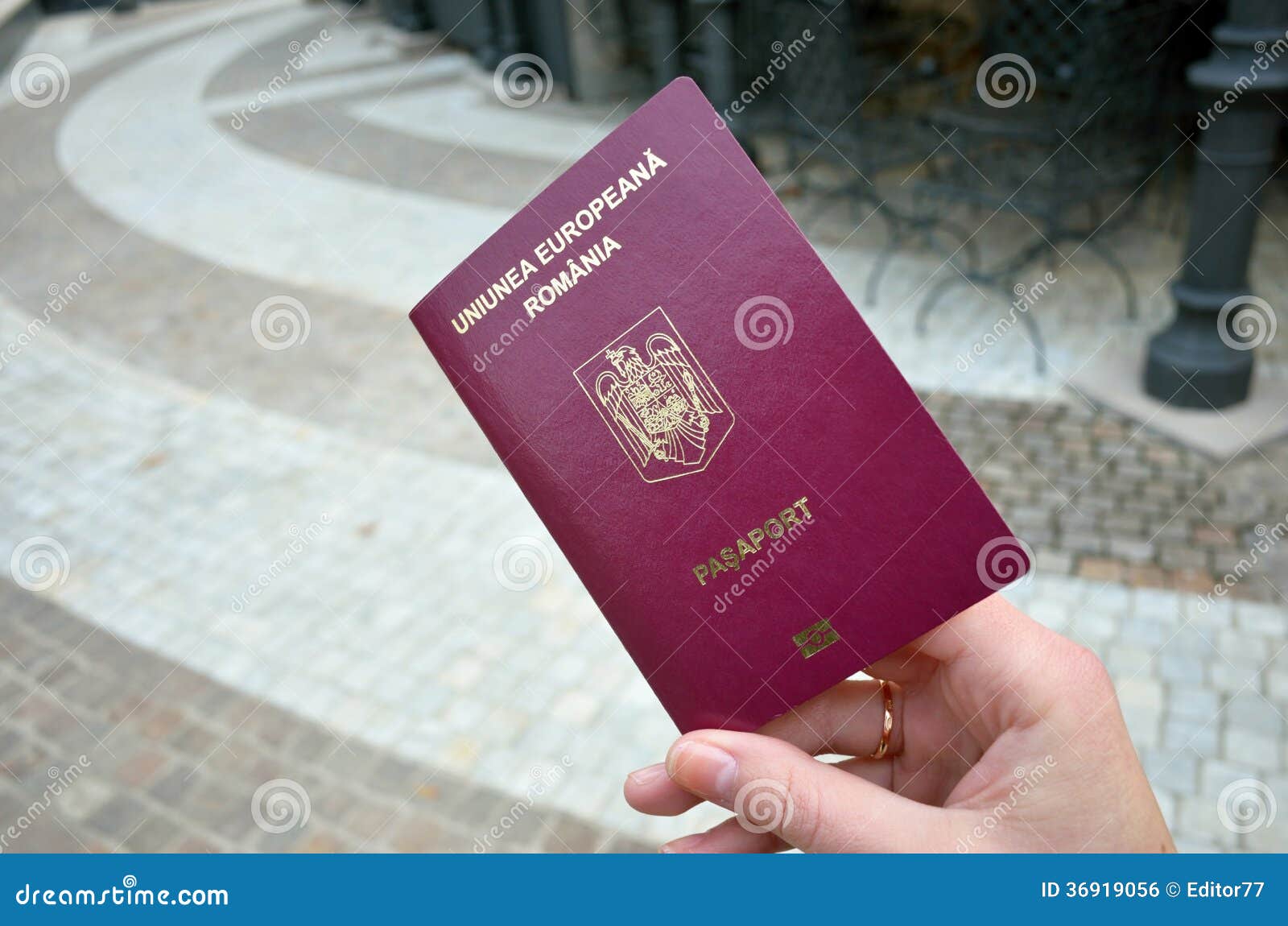 Romania passport